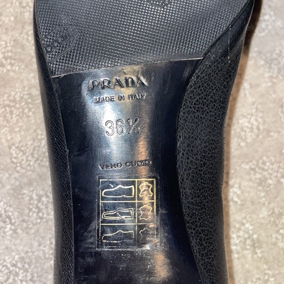 Prada kitten heels - Picture 4 of 7